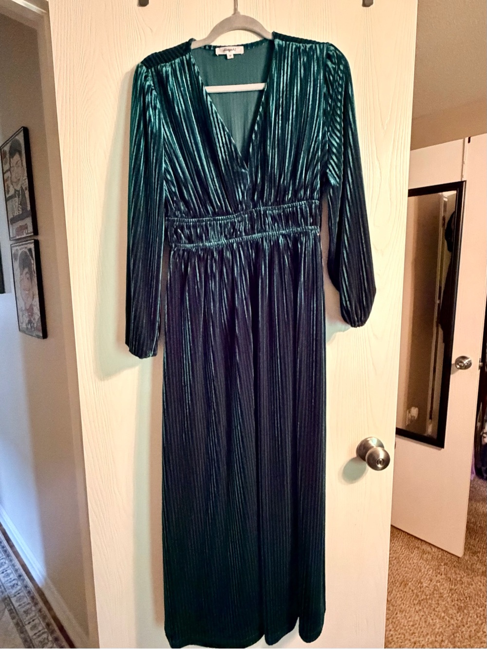 Emerald Green Pleated V-Neck Maxi Dress